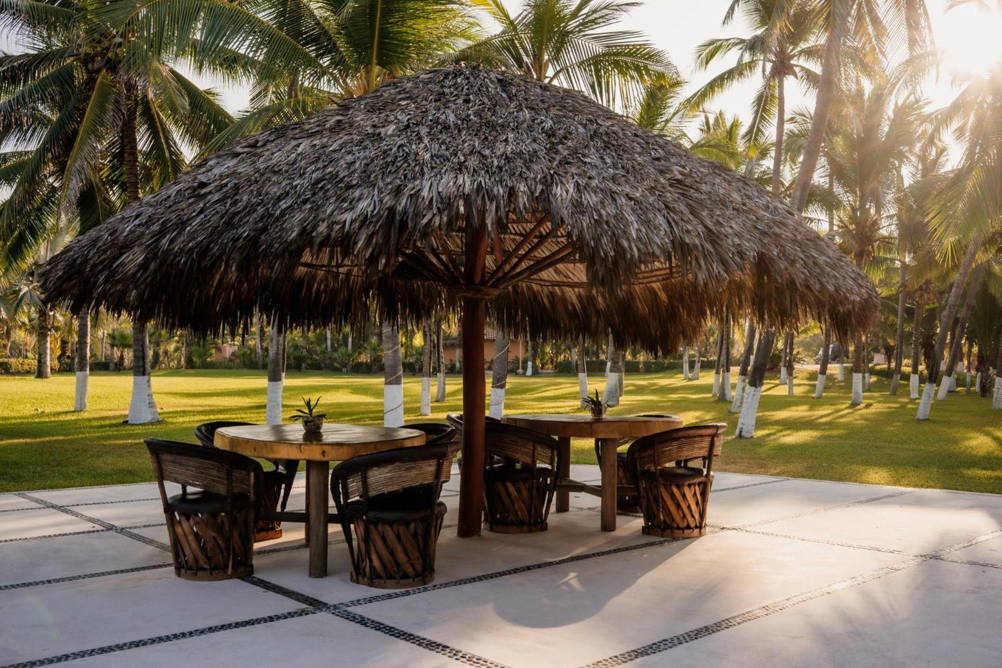 Puertas Paraiso Hotel Boutique シワタネホ エクステリア 写真